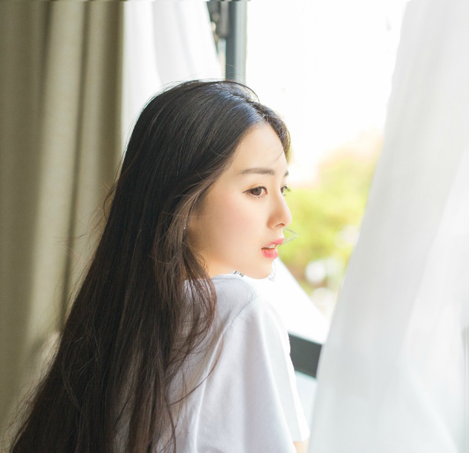“差不多了。”孟达微笑着点点头，这两个人是法正带来交给他的，别的本事没有，但却有一口好口技，只要听过对方说话，便能将对方的声音模仿的八九不离十，之前的一切，自然是孟达刻意安排的，刘璋就算再昏庸，也不可能在这种时候做这种事情，而且天府之国，美女不少，以刘璋的地位，什么样的美女找不到，刘璋也没有什么特殊癖好，怎会跑去找将士的家属？